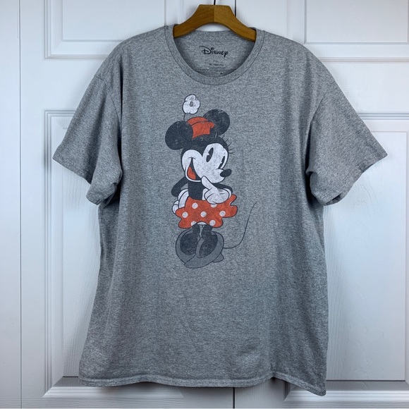 Disney Tops - Disney Minnie Mouse Short Sleeve T shirt